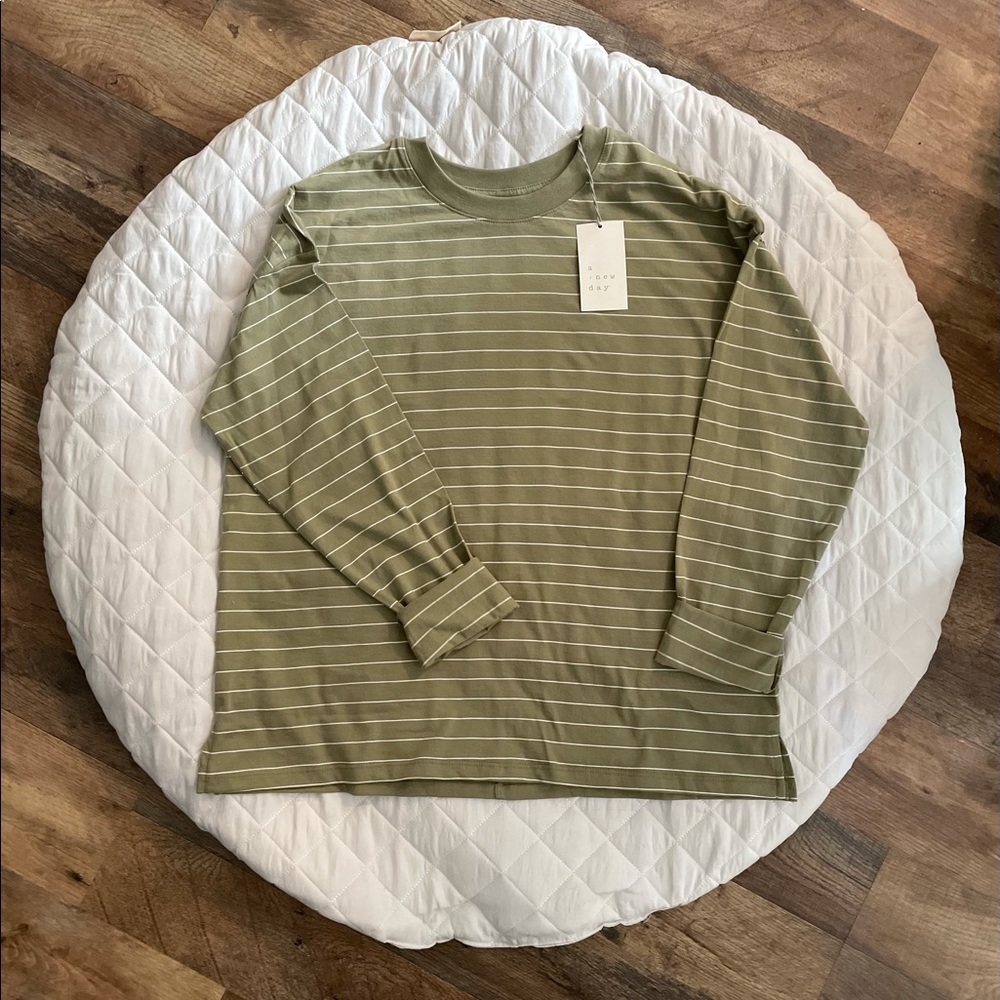 Target A New Day long sleeve shirt size Medium